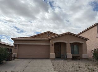 395 E Mule Train Trl, San Tan Valley, AZ 85143