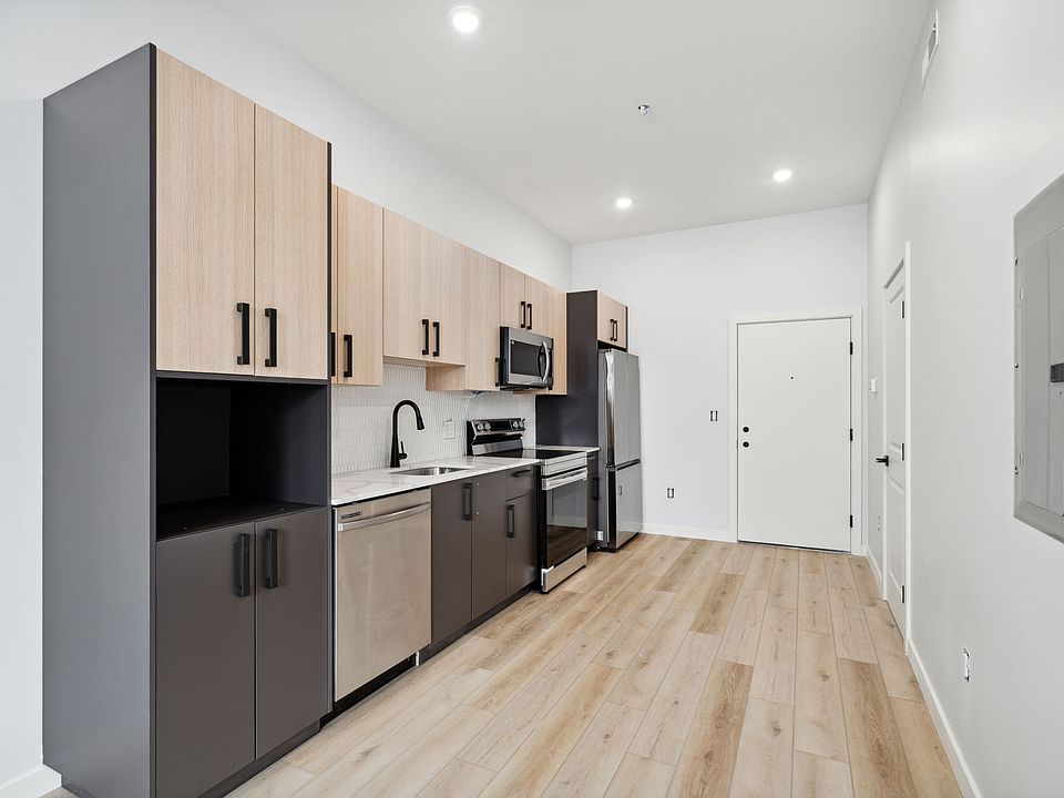 1st image of 1116 E Berks St #103C