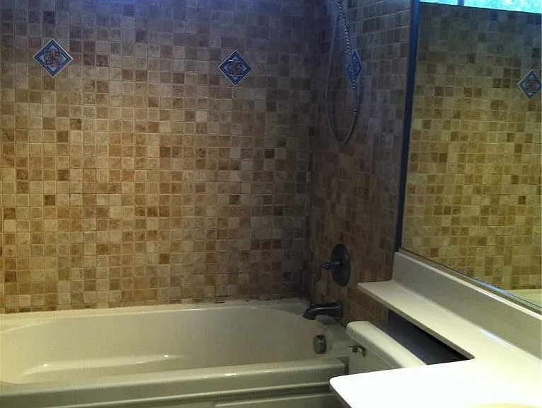 811 Fuchsia St — Photo 25