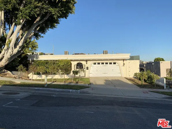 3900 Castlerock Rd, Malibu, CA 90265