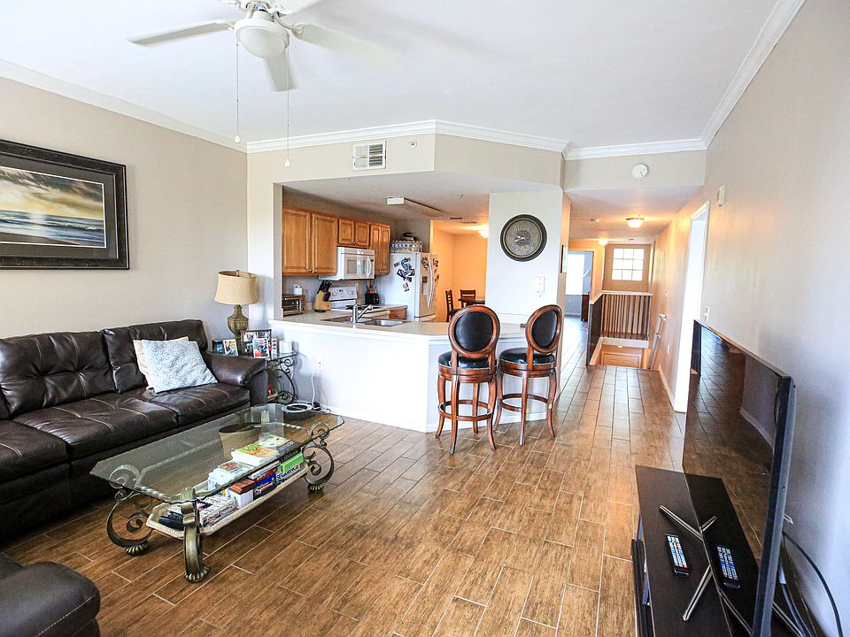 1st image of 5450 Bentgrass Dr Unit 102