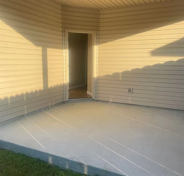 11402 Ashwood Ct — Photo 10