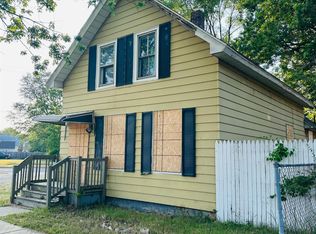1033 W 8th St, Michigan City, IN