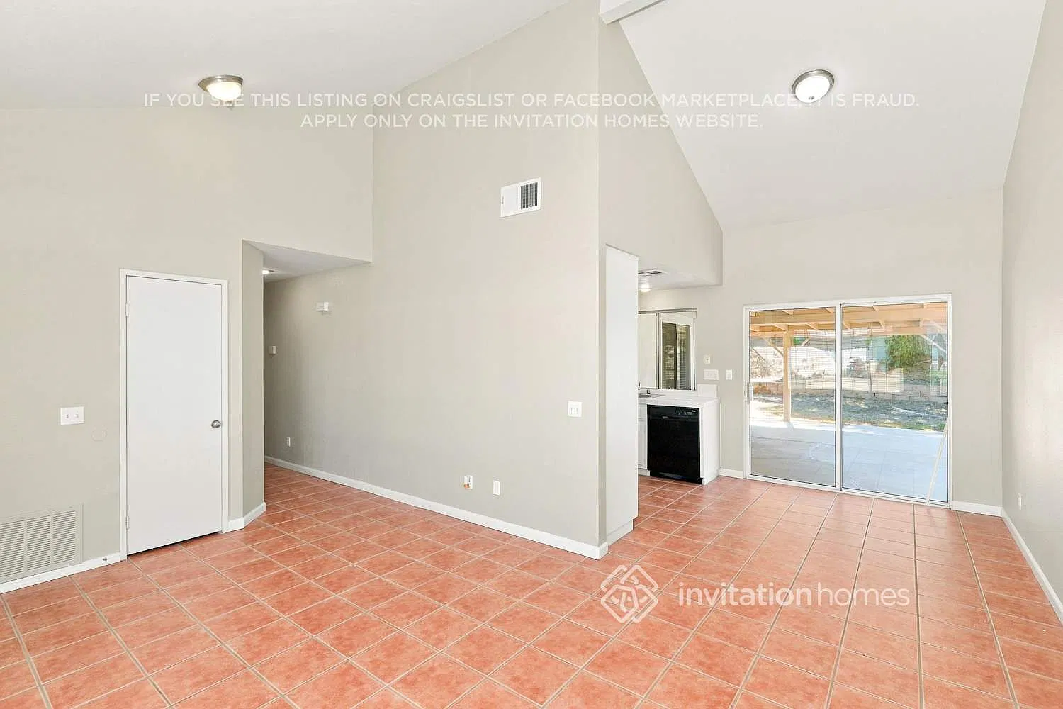 13467 Abbeywood Dr Corona, CA 92883 — Photo 3