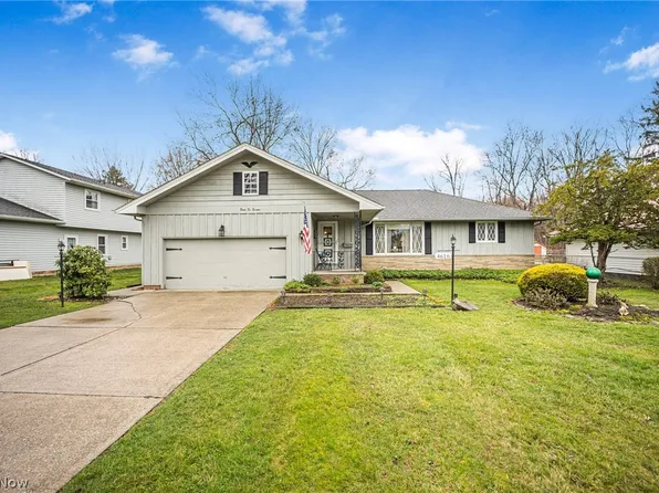 4616 Catlin Dr, Richmond Heights, OH 44143