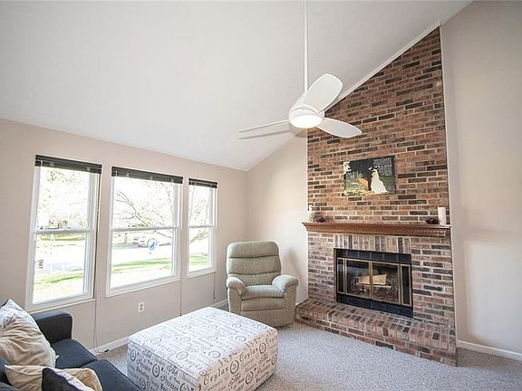 3rd image of 7761 Chatham Ct S