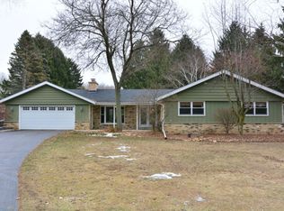 2310 N Green Bay Rd, Grafton, WI 53024