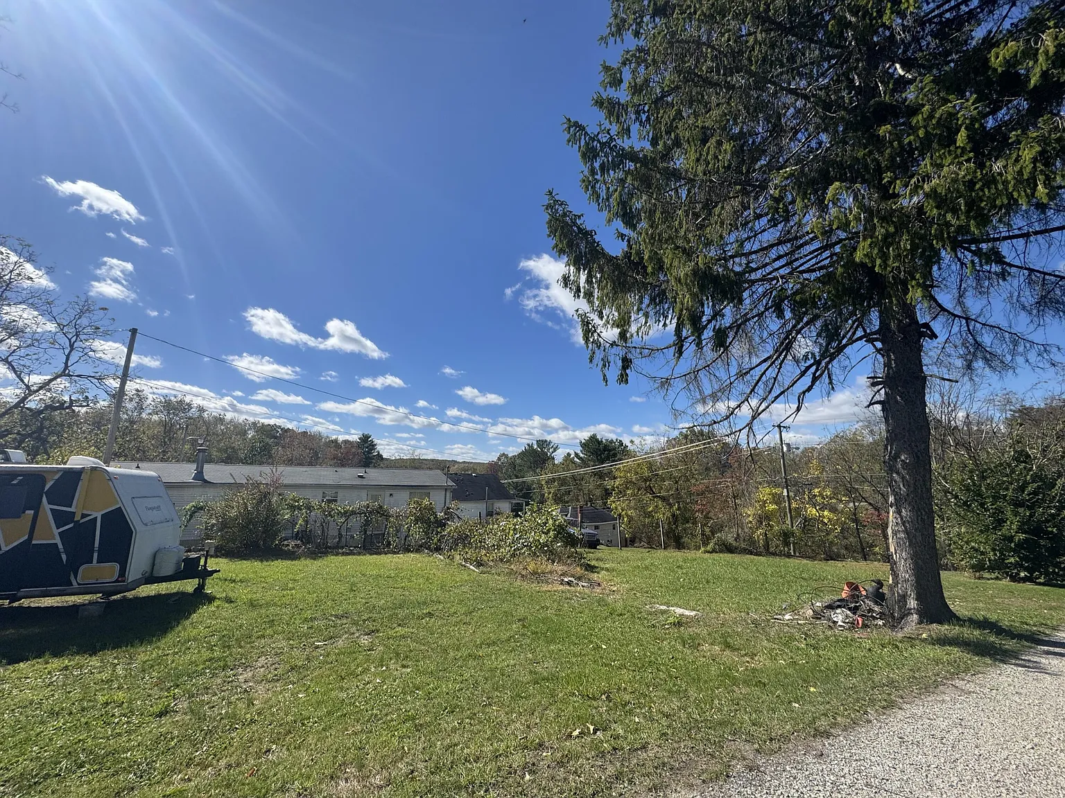 302 Maplewood Ln photo 1