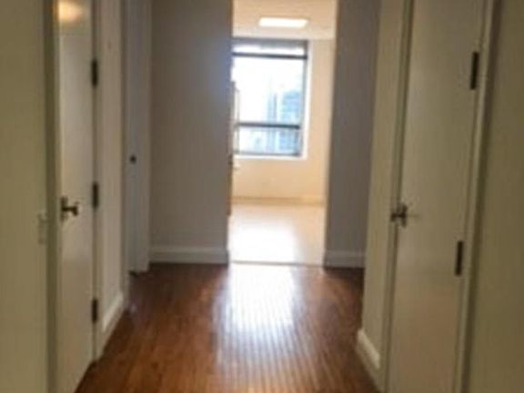 4th image of 15 W 53rd St #43B