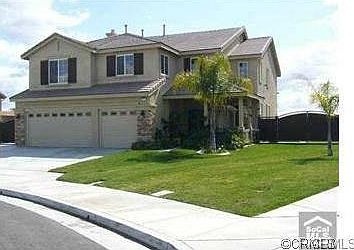 Beautiful 2 Story Home 3 Car Garage & Wide RV Side Parking