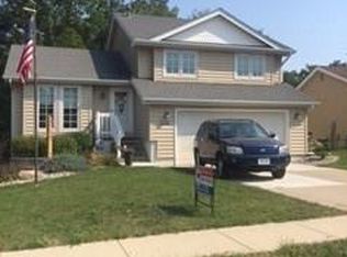 2232 Maish Ct, Des Moines, IA 50320