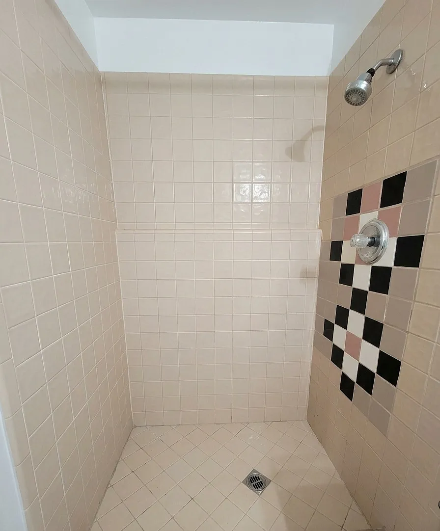 Studio, 750 sqft, $1,400 — Photo 3