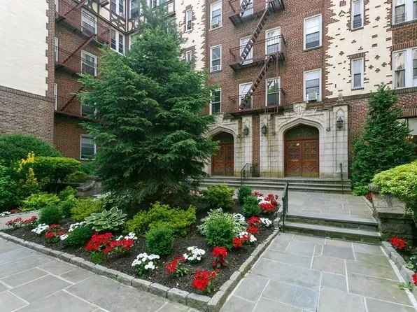 1468 Midland Avenue #1A, Bronxville, NY 10708