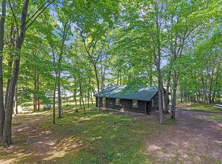 W5380 Yellowsands Dr, Spooner, WI 54801