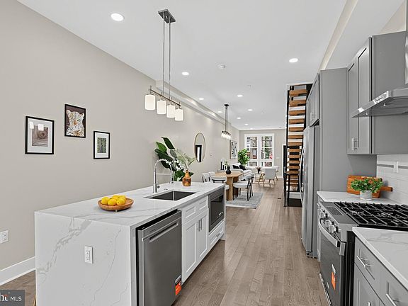 4th image of 1433 S 8th St
