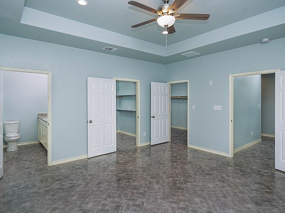 5th image of 104 Spanish Oak Ln