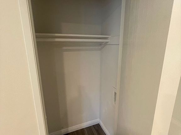 4th image of 4082 Avenida Sevilla