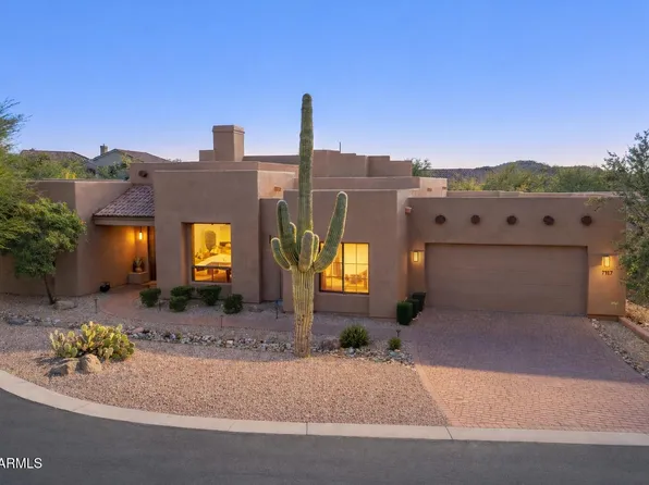 7417 E SUGARLOAF Street, Mesa, AZ 85207
