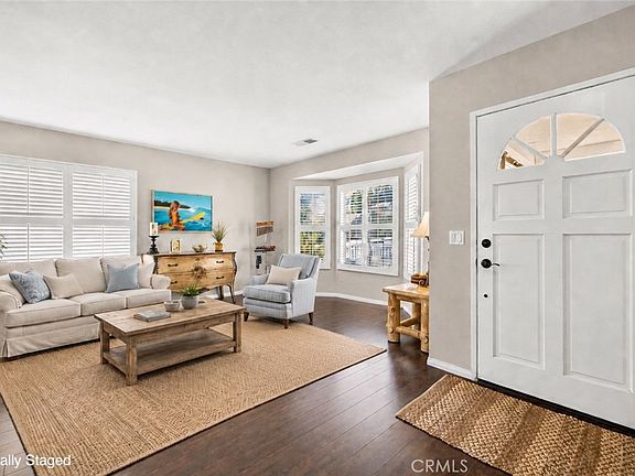 2nd image of 28603 Applewood Ln