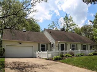 240 Harmon Rd, Aurora, OH 44202