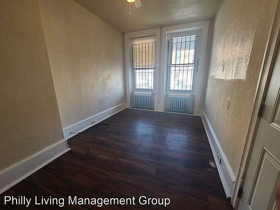 3rd image of 1302 W Allegheny Ave Floor 1