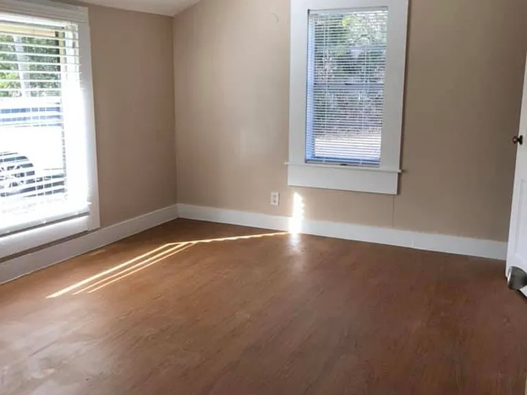 339 Ballard Ave — Photo 5