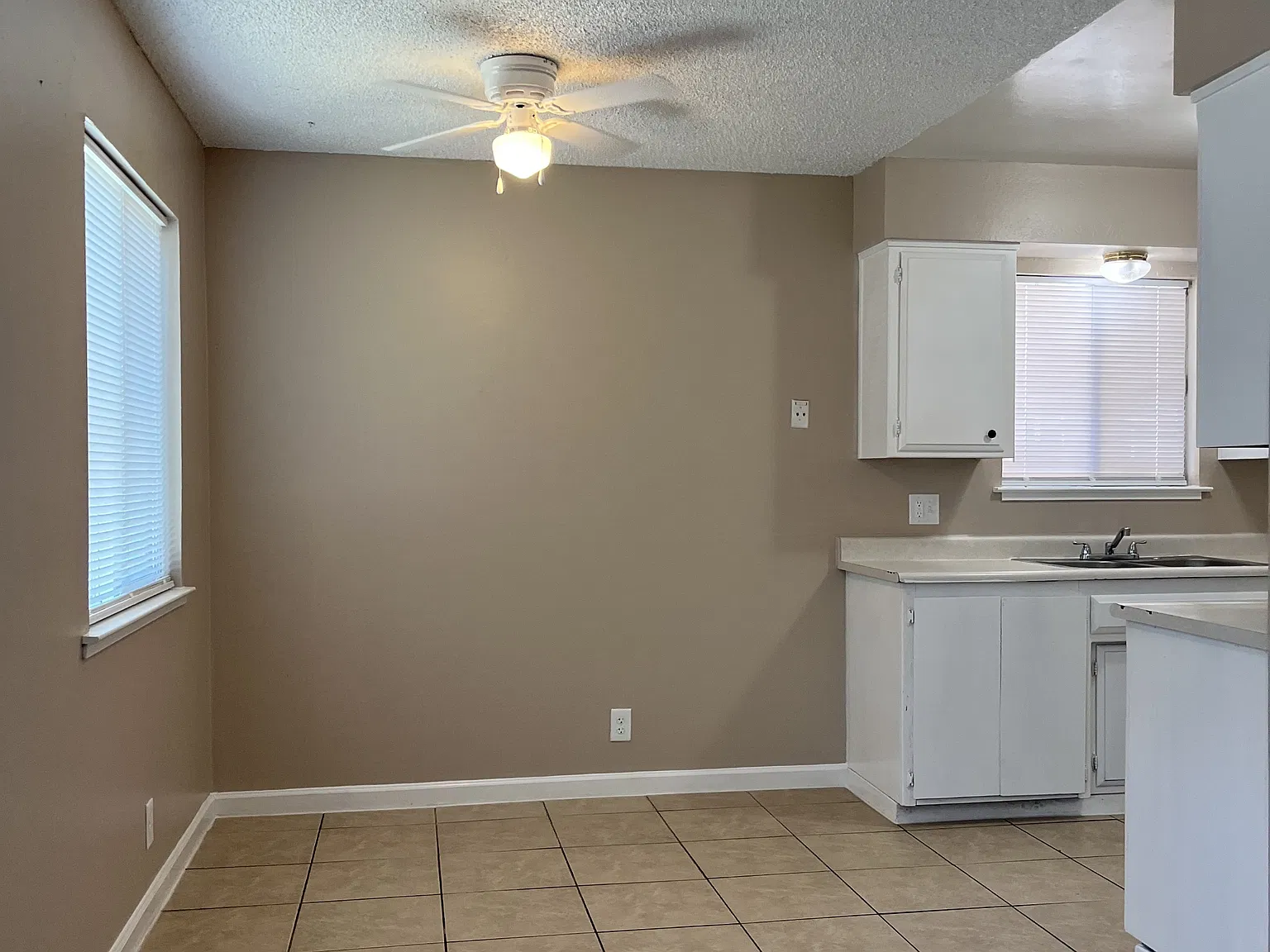 946 S. Barrett Road #1-4 - 1 — Photo 3