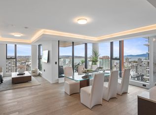 1408 Robson St #2901, Vancouver, BC V6G 1B9