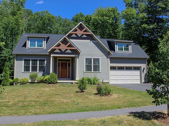 2nd image of 17 Stone Ridge Dr