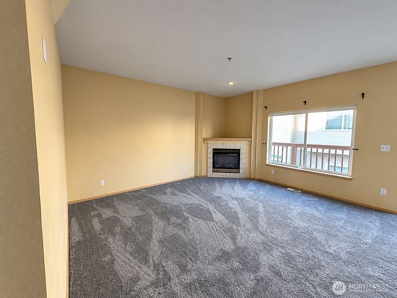 4th image of 9715 26th Avenue SW #202