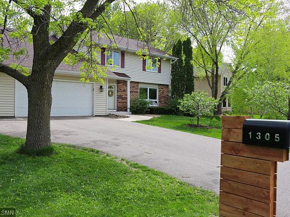 2nd image of 1305 139th St W