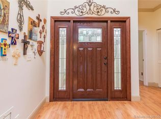 1240 NW 184th Pl, Pembroke Pines, FL 33029