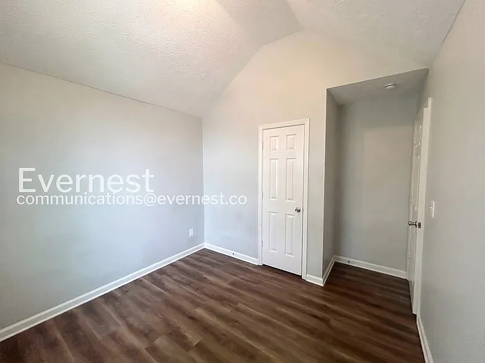 435 Skif Pond Ct — Photo 10