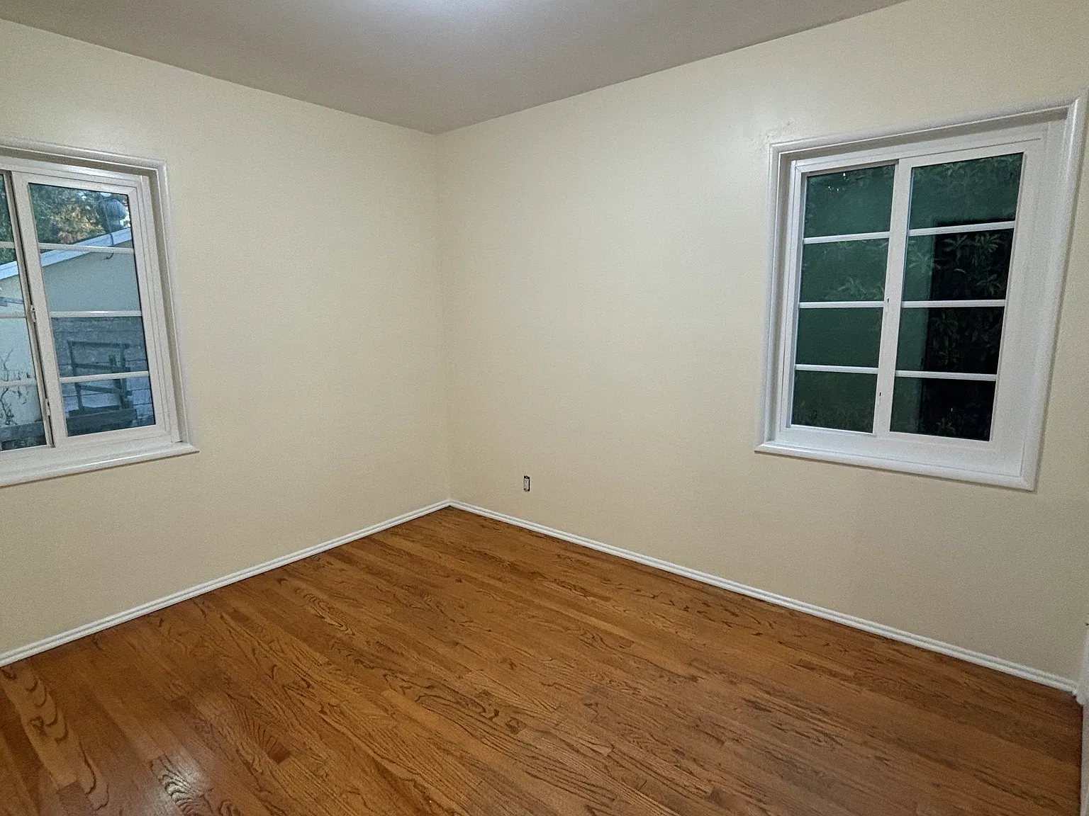 2 bed, 954 sqft, $2,995 — Photo 3