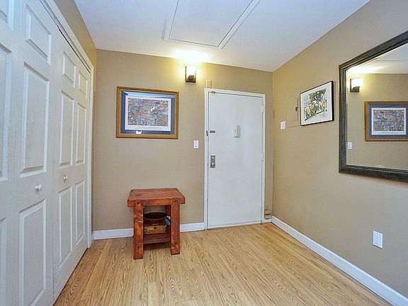 5th image of 20 Bay Street Lndg APT 3L