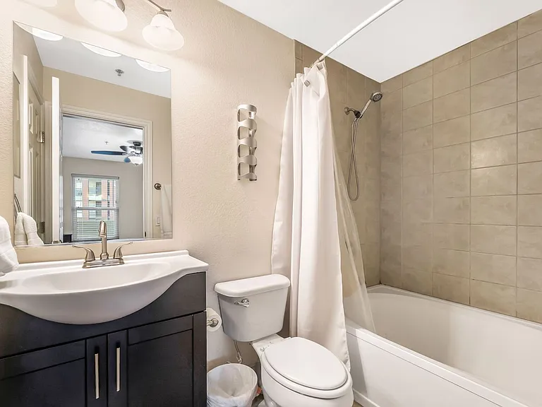 4200 S Valley View Blvd #2009 — Photo 12
