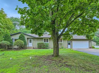 944 Wert Rd, Hudson, WI 54016