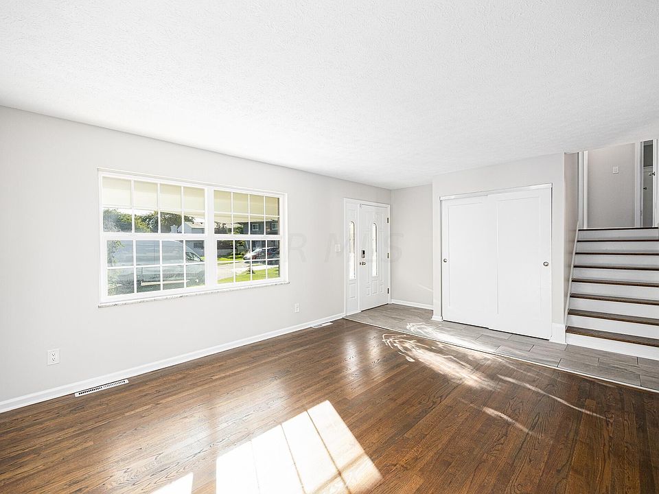 4055 Sheraton Ct, Hilliard, OH 43026 Zillow