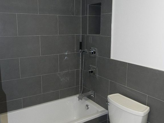 2nd image of 310 Greenwich St APT 11C