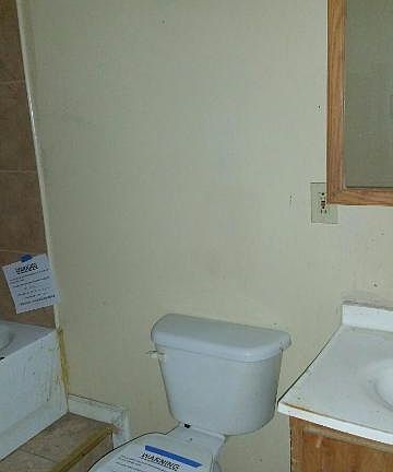 3rd image of 7557 Avalon Way