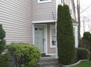 6 Deerfoot Ln, Yonkers, NY 10710