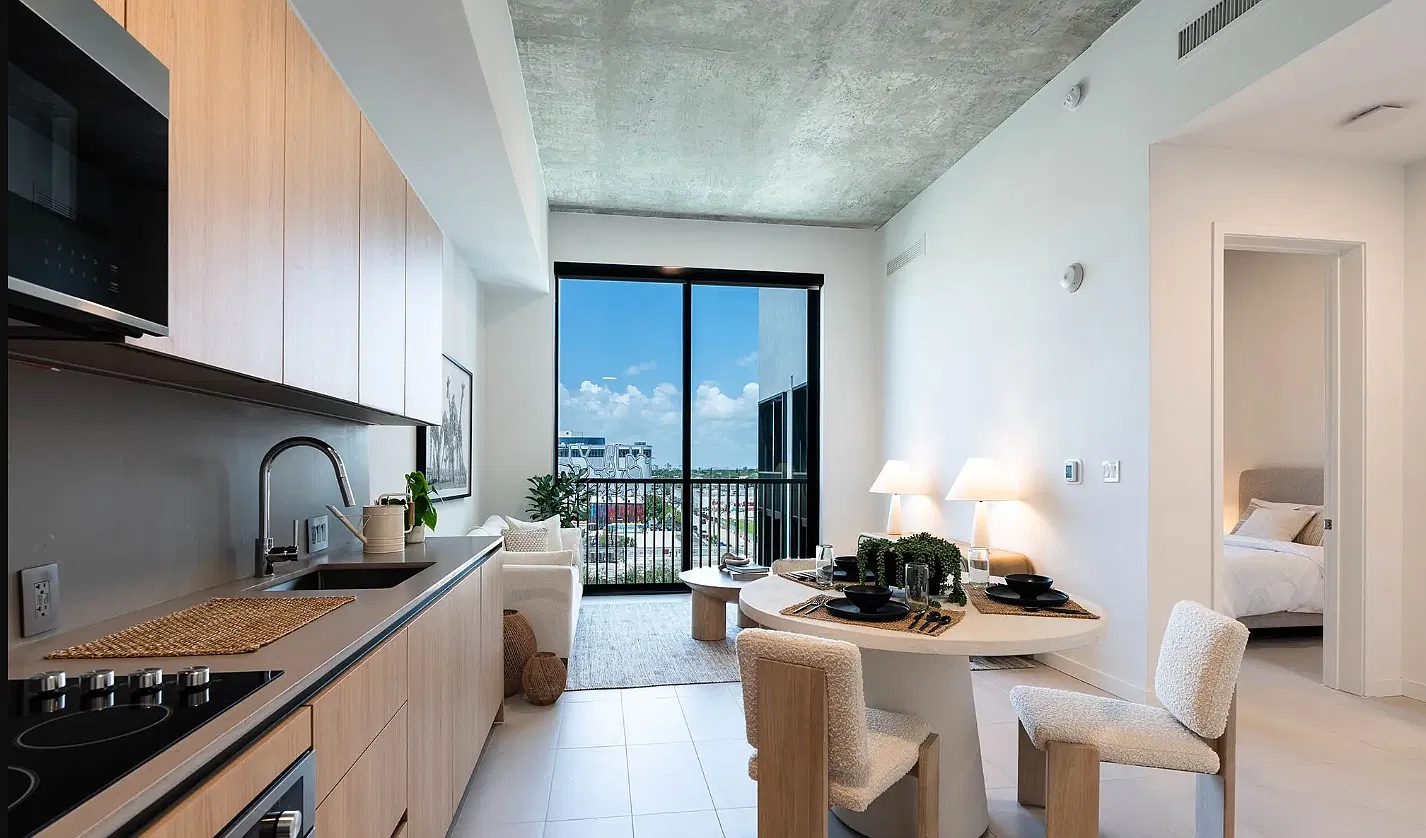 1 bed, 600 sqft, $2,100 — Photo 3