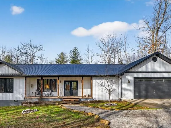 399 Georgee Rd, Jamestown, TN 38556