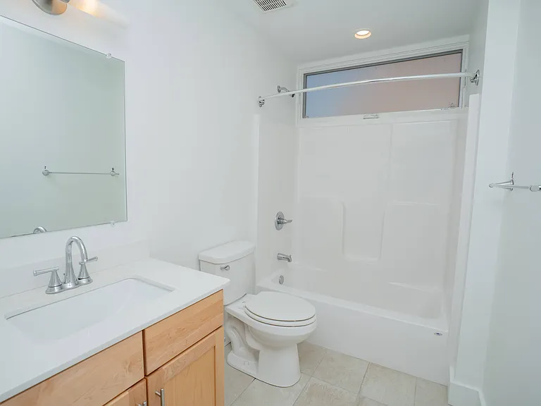 Riverside Village Apartments — Photo 90