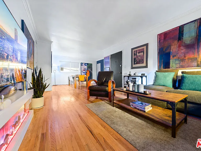 1330 N Crescent Heights Blvd #16 — Photo 6
