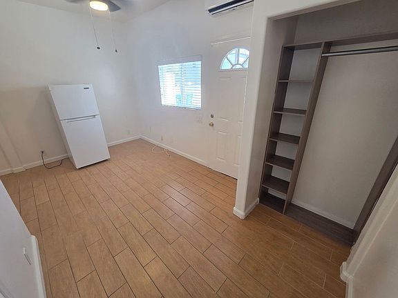 2nd image of 1816 S La Brea Ave #1818-3/4