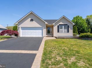 1320 Fela Dr, Vineland, NJ 08360