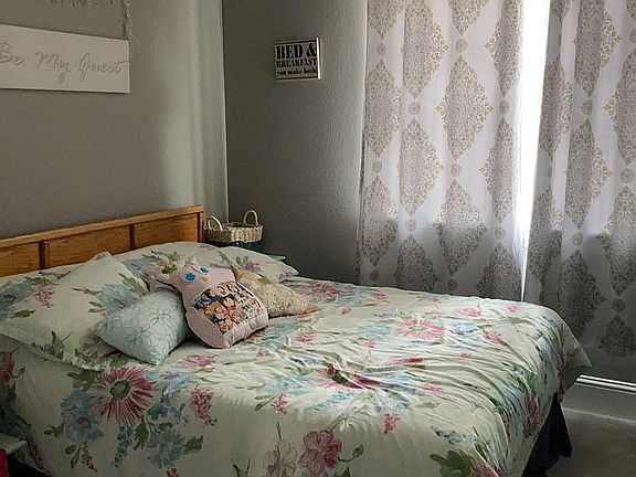 4th image of 2651 Hoodoo Dr NW