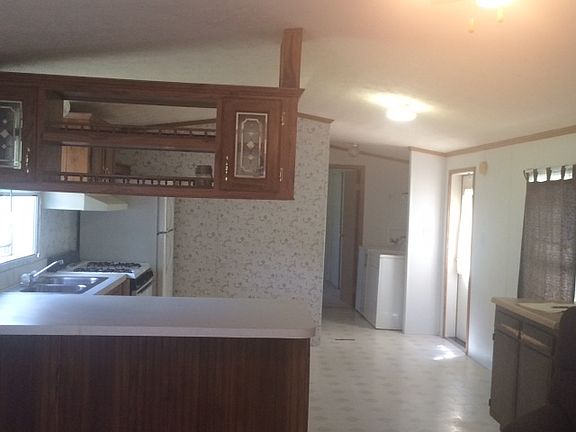 4th image of 144 Blarney Stone Dr