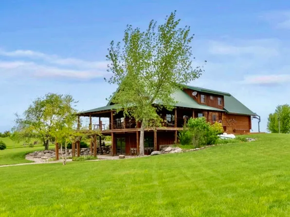 45773 252nd St, Humboldt, SD 57035